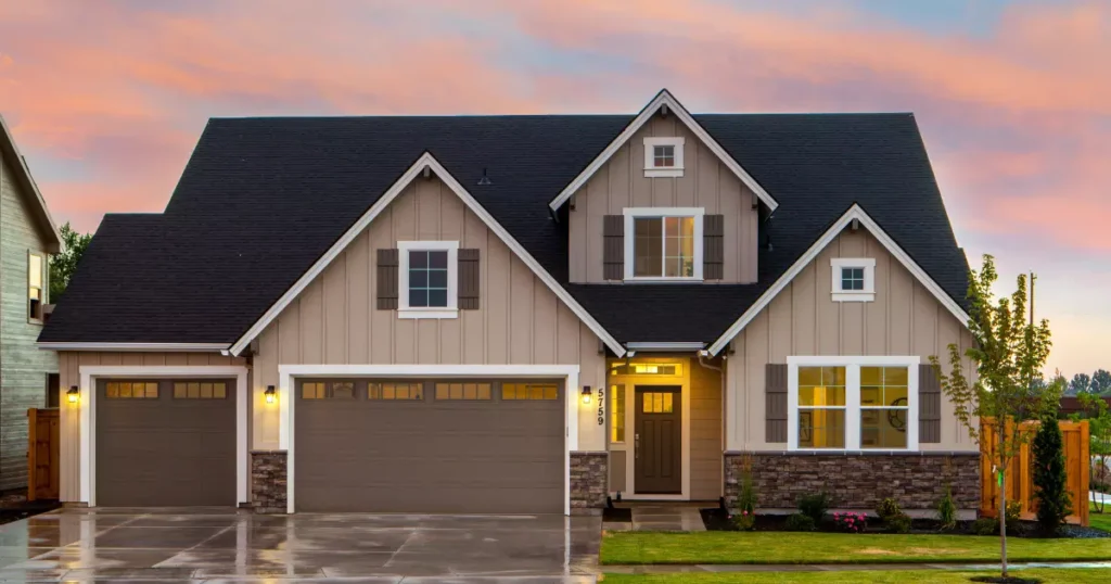 A house with a garage and a driveway 